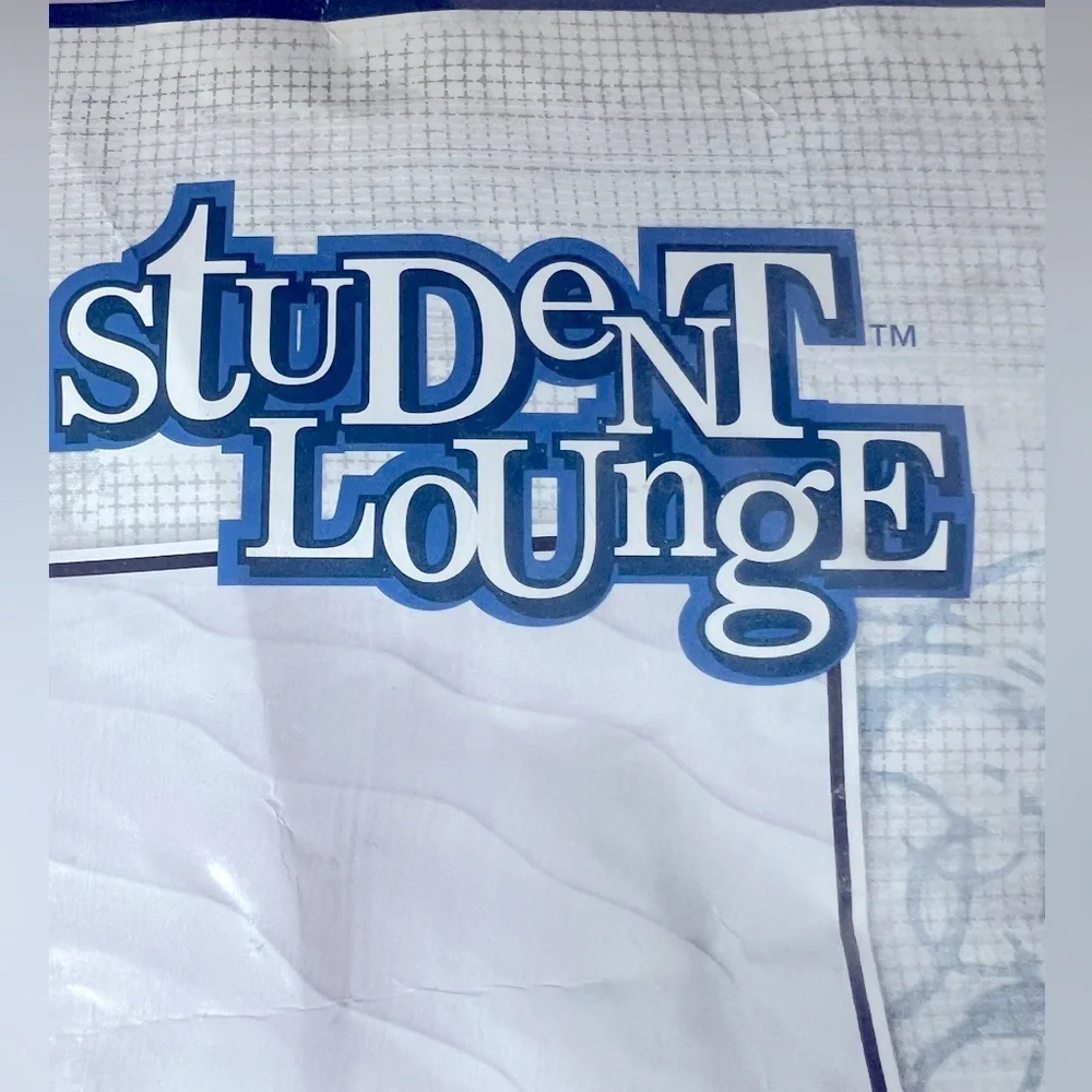New White Twin XL Mattress Pad by Student Lounge.   New in Packaging.